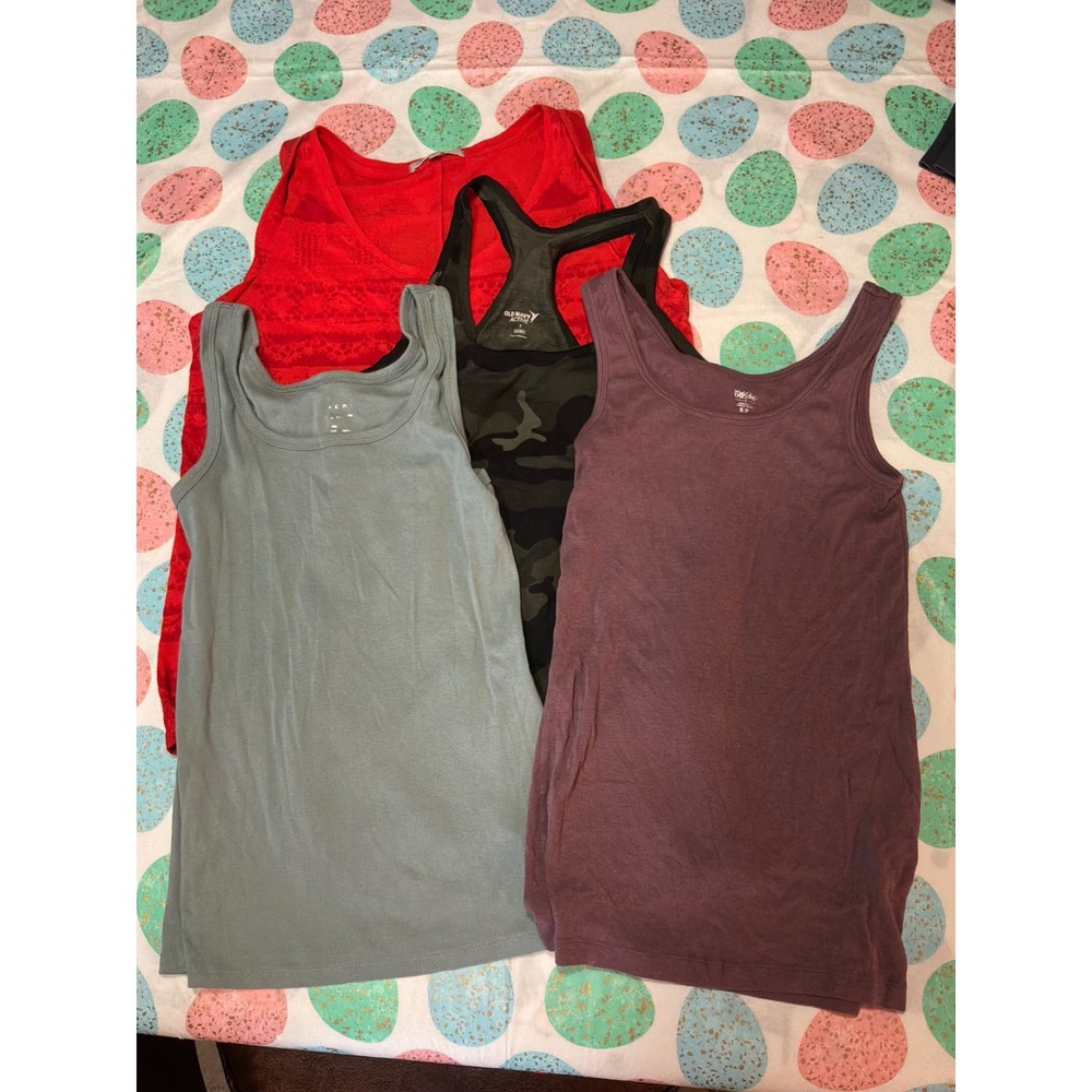 Lot of 4 Womens Tank Gap Old Navy A New Day Mossimo Small Red Camo Blue Purple